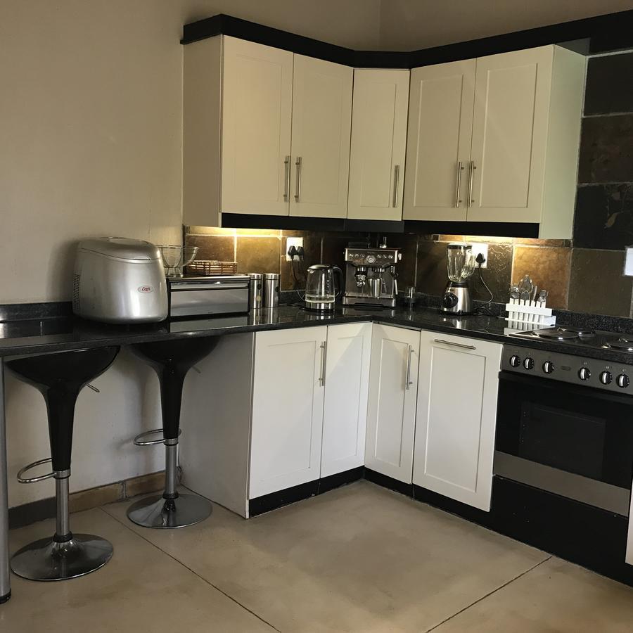 Leadwood Lodge Hoedspruit Bagian luar foto