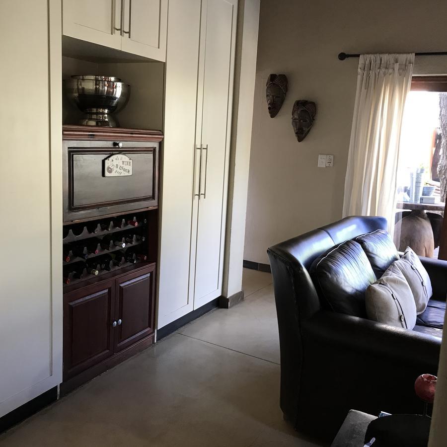 Leadwood Lodge Hoedspruit Bagian luar foto