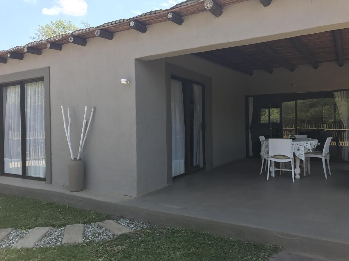 Leadwood Lodge Hoedspruit Bagian luar foto